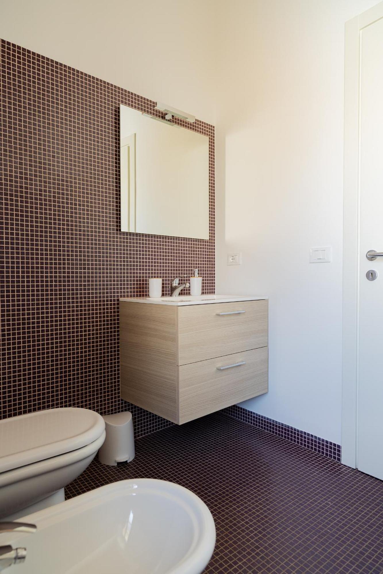Double Private Parking, 2 Bedrooms & 2 Bathrooms - Elegant Apartment In Old Town Udine Exteriör bild